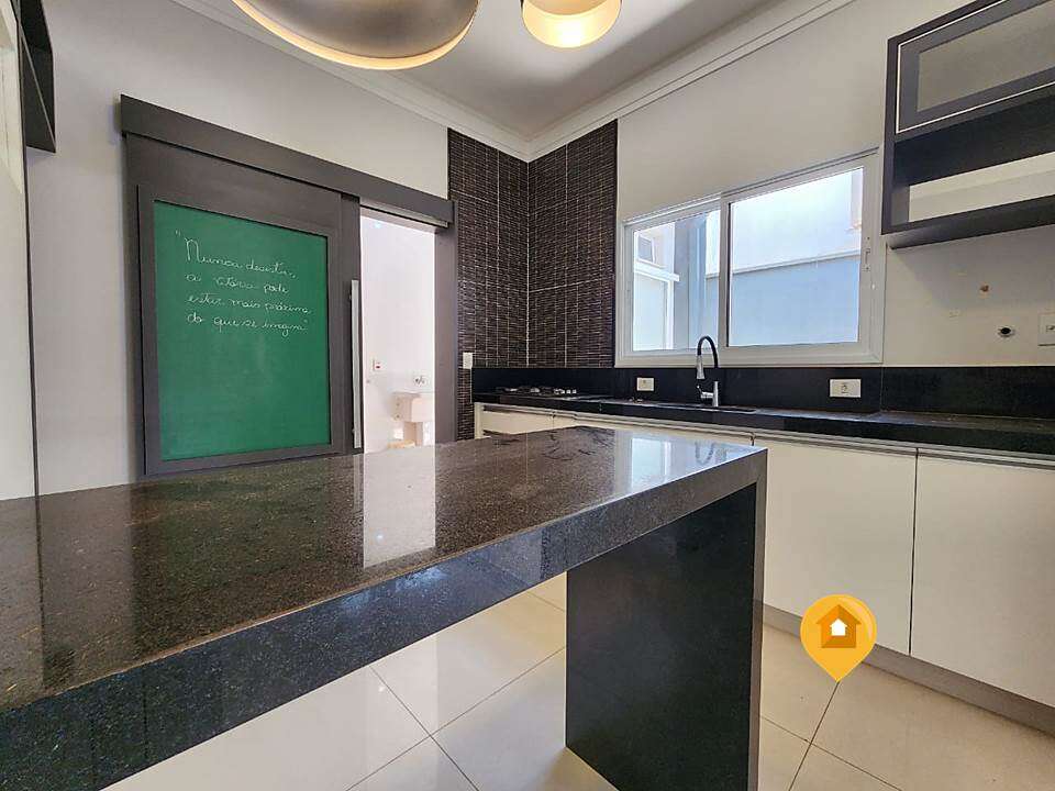 Casa Cond. Residence Esmeralda