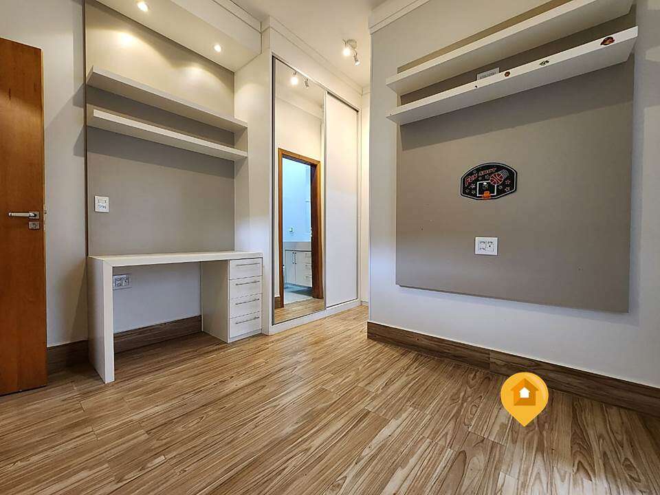 Casa Cond. Residence Esmeralda