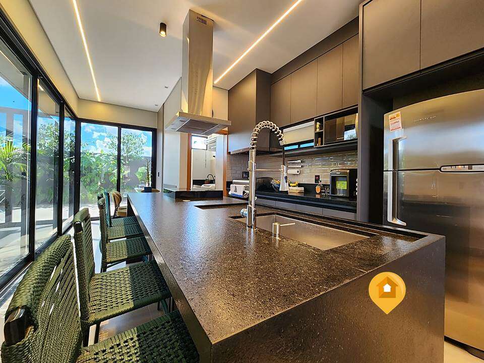 Casa Cond. Village Damha