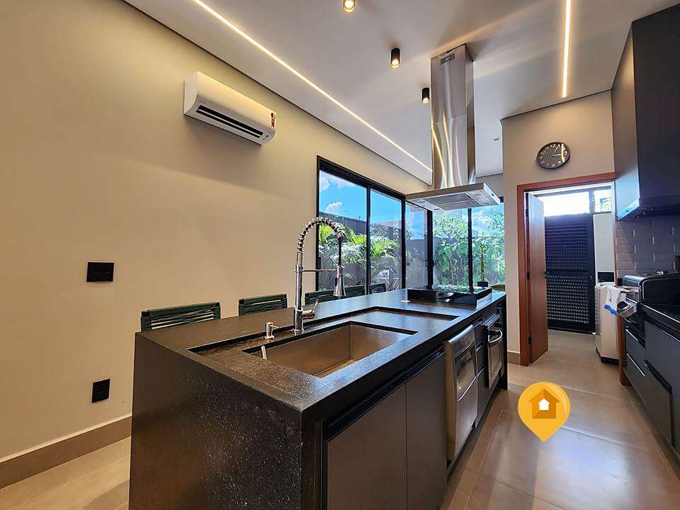 Casa Cond. Village Damha