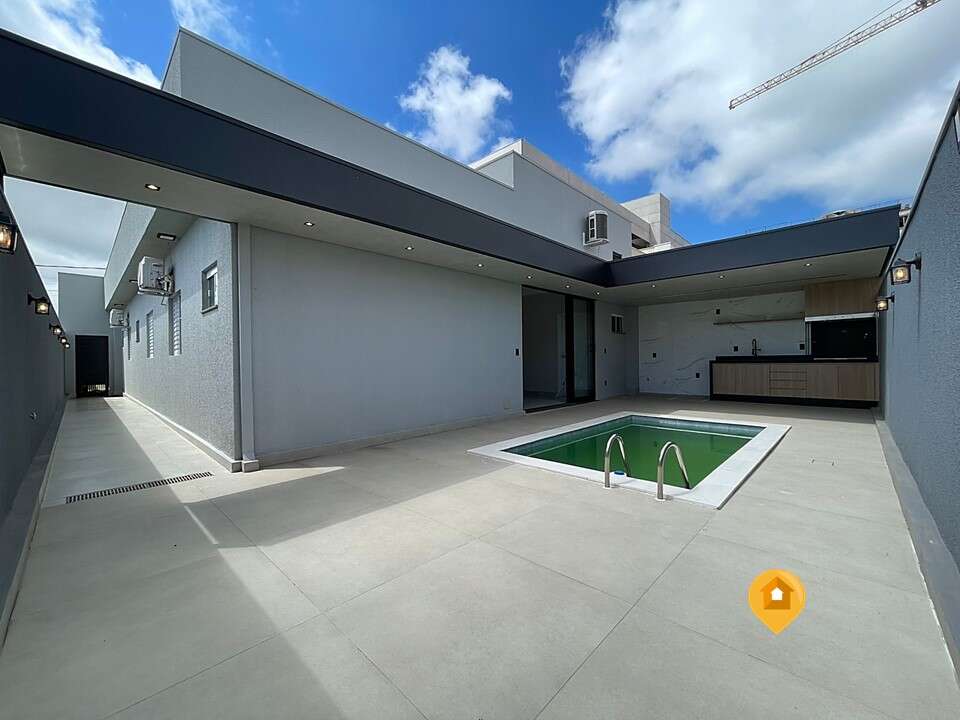 Casa Cond. Recanto das Esmeralda I