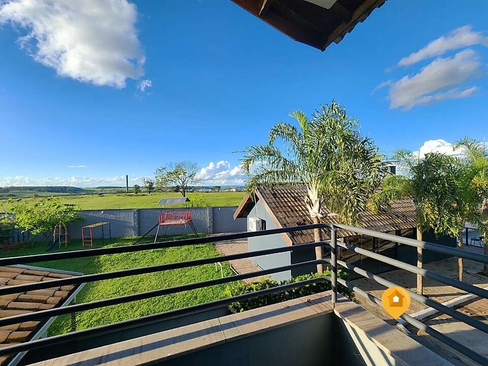 Casa Cond. Villagio Esmeralda