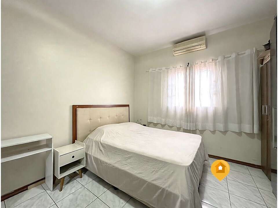 Casa Jd. Parati